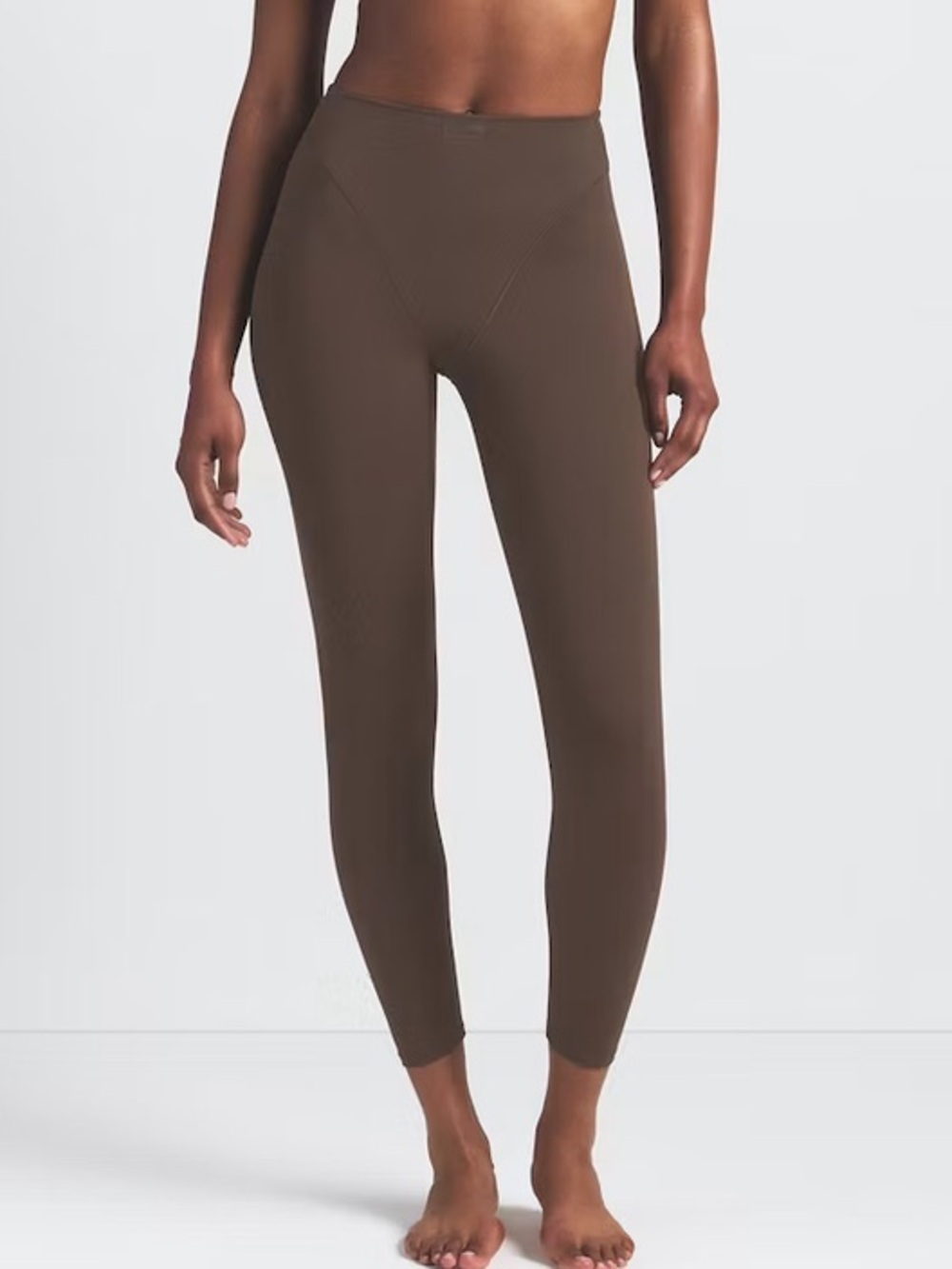 SKIMS NIKE Matte V-Line 26” Legging